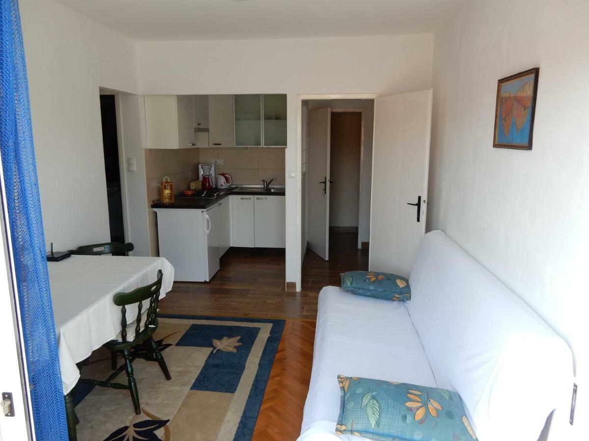 Apartments Indira Lovište Buitenkant foto